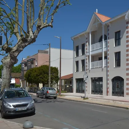 Apartment Cote Bassin 1